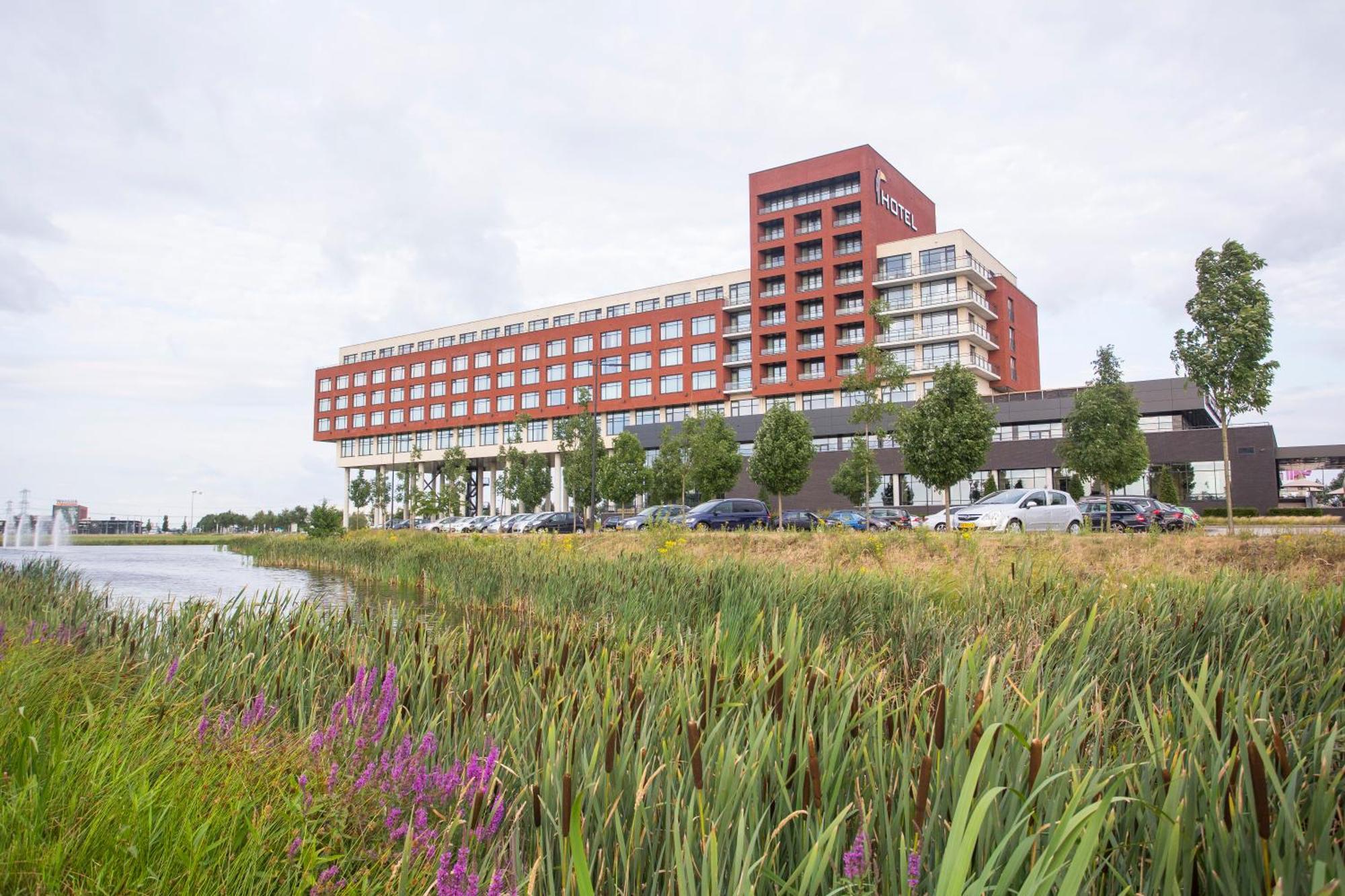 Van Der Valk Hotel Zwolle Zwolle  Bagian luar foto